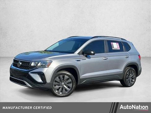 Used 2022 Volkswagen Taos S FWD image 1