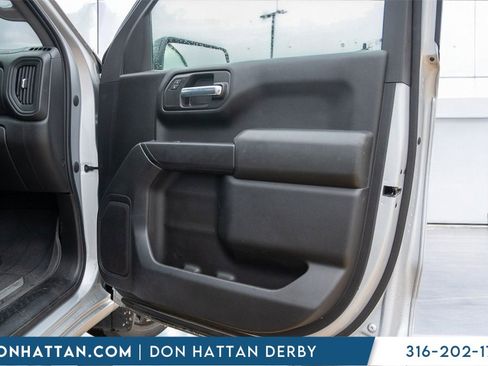 Used 2022 Chevrolet Silverado 1500 Custom image 22