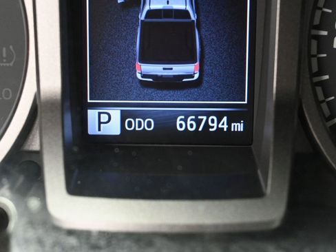 Certified 2020 Toyota Tacoma TRD Off-Road image 19