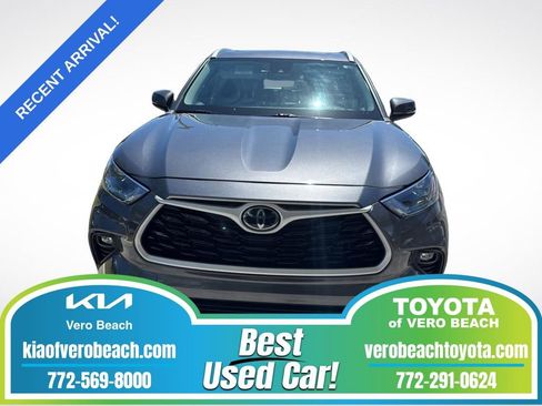 Used 2023 Toyota Highlander XLE image 1