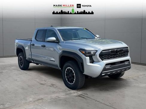 New 2026 Toyota Tacoma TRD Off-Road w/ TRD Off Road Upgrade Package AWD/4WD image 7