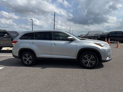 Used 2019 Toyota Highlander LE