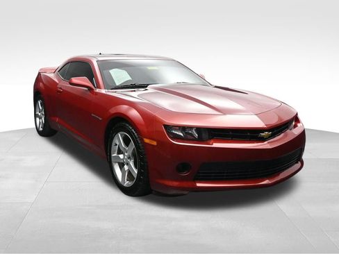 Used 2015 Chevrolet Camaro LT w/ 1LT Preferred Package RWD image 7