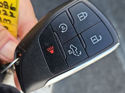 Used 2022 GMC Sierra 1500 Denali image 39