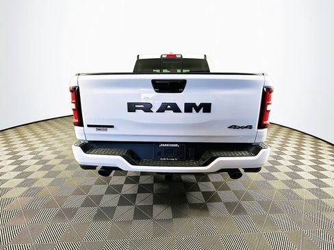 New 2026 RAM 1500 Big Horn w/ Night Edition AWD/4WD image 9
