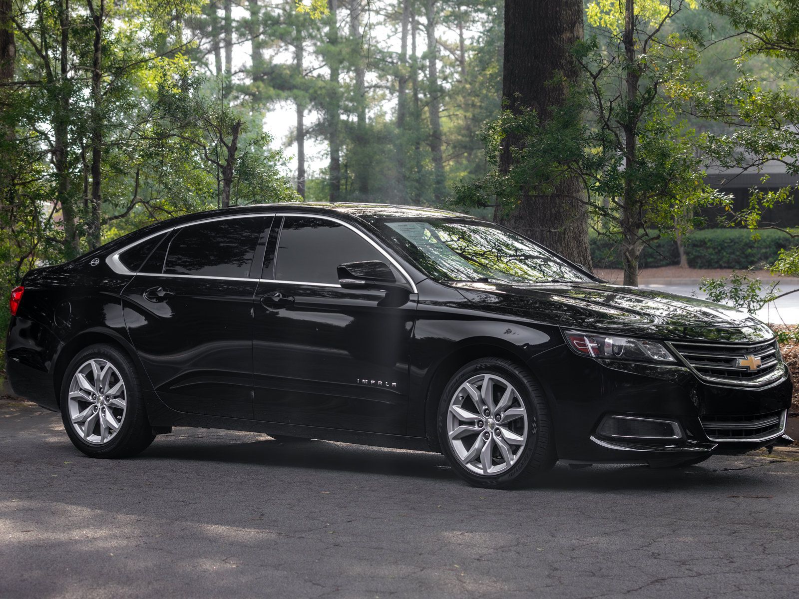 Used 2017 Chevrolet Impala LT w/ Leather Package FWD image 47