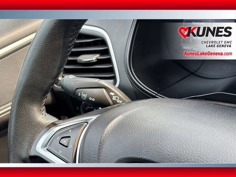 Used 2024 Ford Edge SEL AWD/4WD image 41