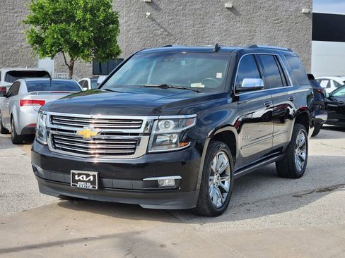 Used 2019 Chevrolet Tahoe Premier RWD image 3