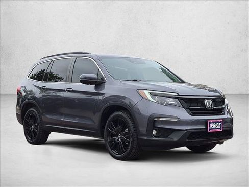 Used 2022 Honda Pilot Special Edition image 3
