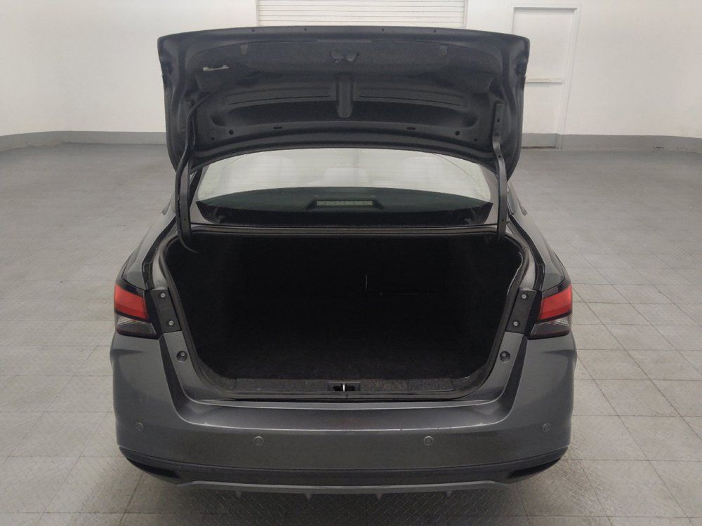 Used 2022 Nissan Versa S FWD image 29