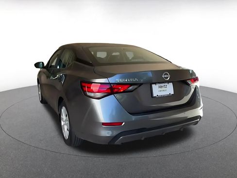 Used 2025 Nissan Sentra S image 11