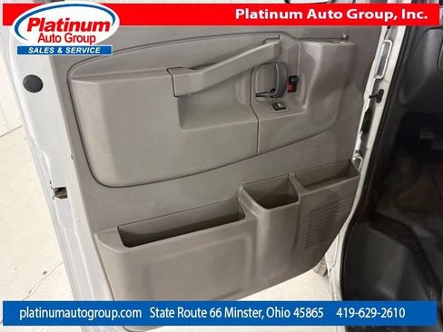 Used 2016 Chevrolet Express 3500 Extended RWD image 26