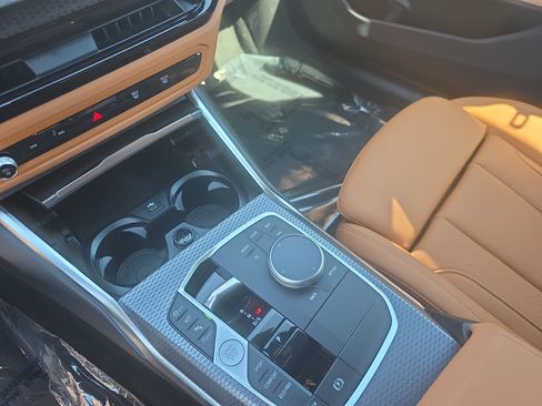 Used 2026 BMW 330i Sedan w/ Premium Package RWD image 21