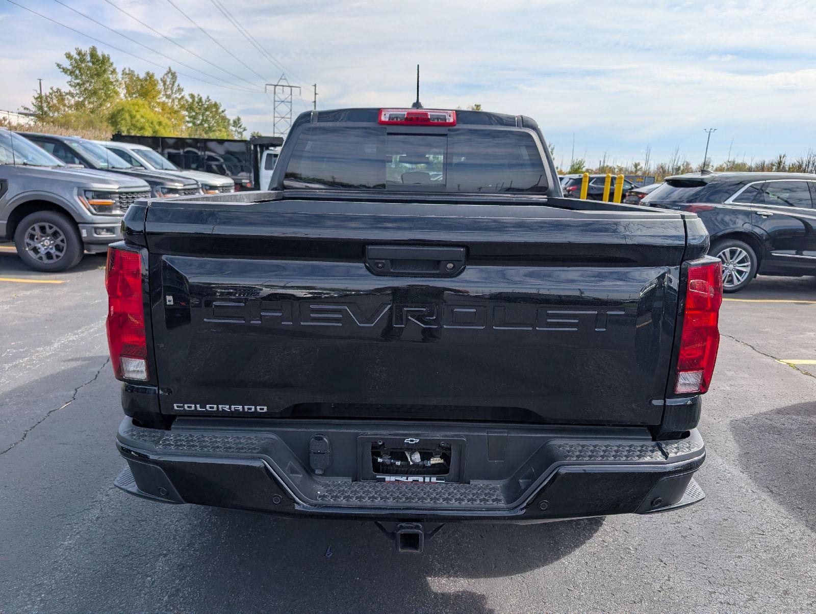 Used 2025 Chevrolet Colorado Trail Boss AWD/4WD image 7
