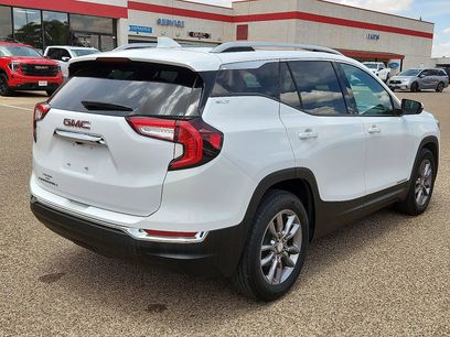 Used 2023 GMC Terrain SLT w/ Infotainment Package II