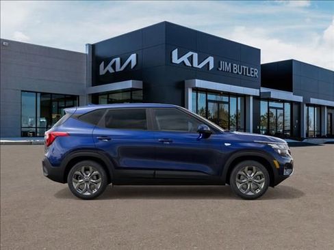 New 2026 Kia Seltos LX image 7