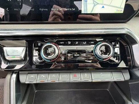 New 2025 GMC Sierra 1500 Denali w/ Denali Reserve Package AWD/4WD image 24