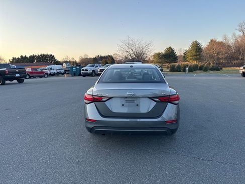 Used 2024 Nissan Sentra SV image 5