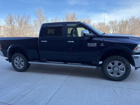 Used 2018 RAM 2500 Laramie image 3