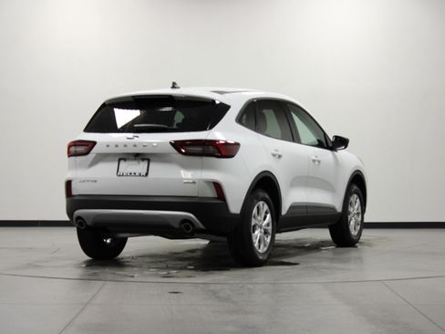 New 2026 Ford Escape Active w/ Cold Weather Package image 4