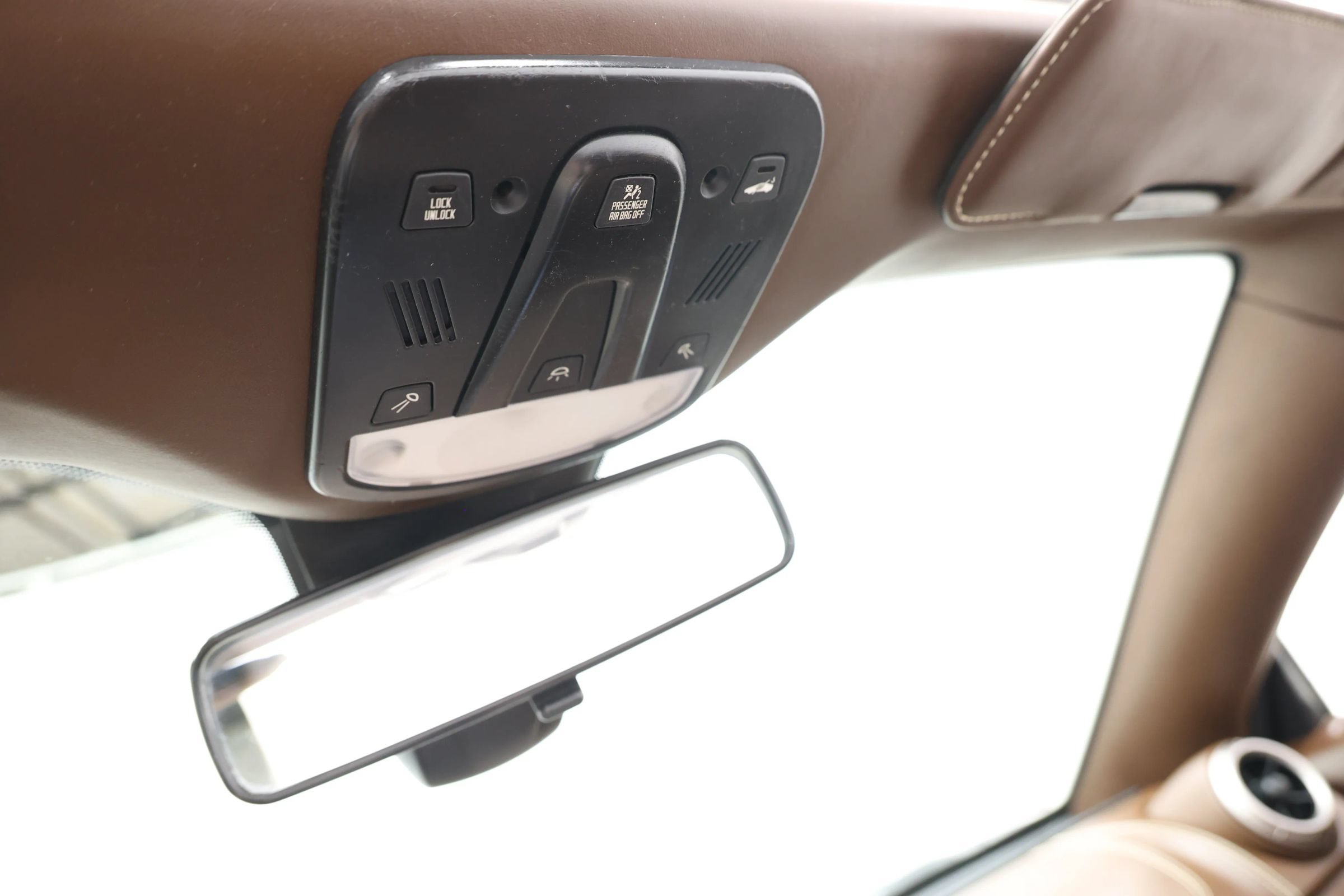 Used 2010 Ferrari California RWD image 61