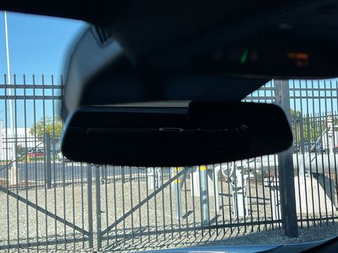 Certified 2024 Cadillac XT4 Premium Luxury image 25