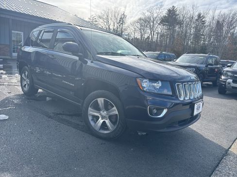Used 2017 Jeep Compass High Altitude image 8