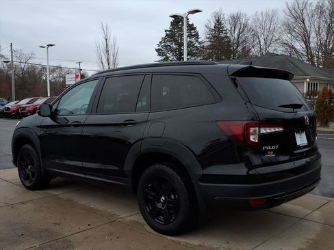 Certified 2022 Honda Pilot TrailSport image 11