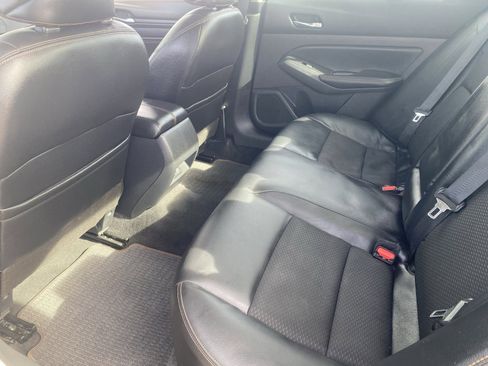 Certified 2021 Nissan Altima 2.5 SR w/ SR Premium Package image 18