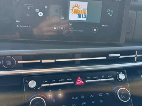 Used 2025 Hyundai Santa Fe XRT AWD/4WD image 6