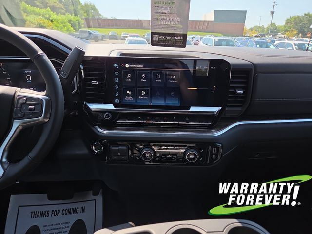 New 2026 Chevrolet Silverado 1500 LT w/ Z71 Off-Road Package AWD/4WD image 11