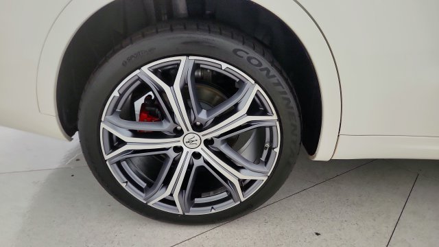 Used 2023 Maserati Levante Modena AWD/4WD image 88