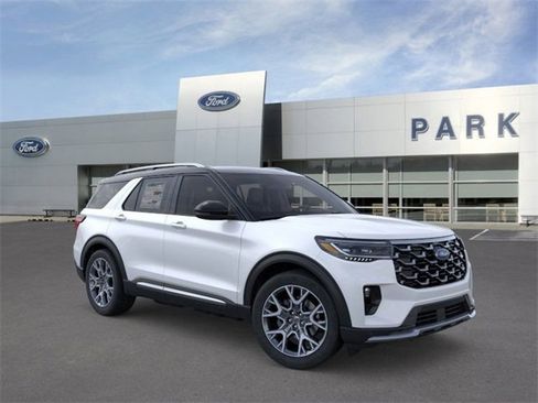New 2025 Ford Explorer Platinum w/ Ultimate Package image 7