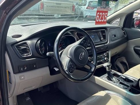 Used 2020 Kia Sedona EX FWD image 3