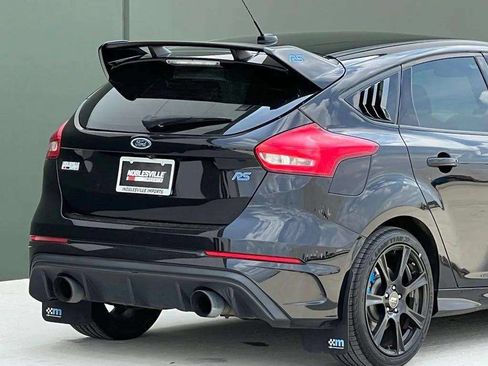 Used 2017 Ford Focus RS AWD/4WD image 33