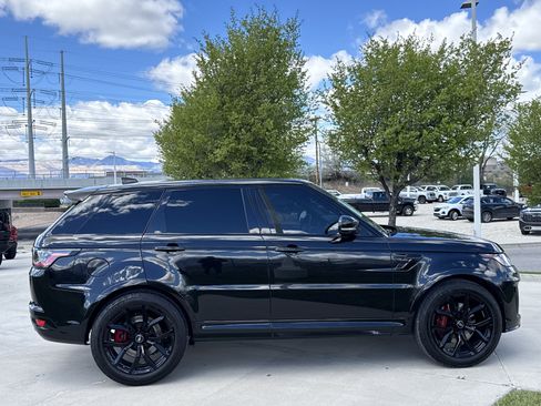 Used 2021 Land Rover Range Rover Sport SVR image 6