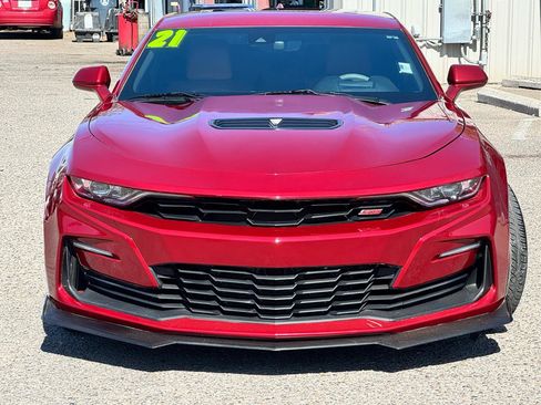 Used 2021 Chevrolet Camaro SS RWD image 2