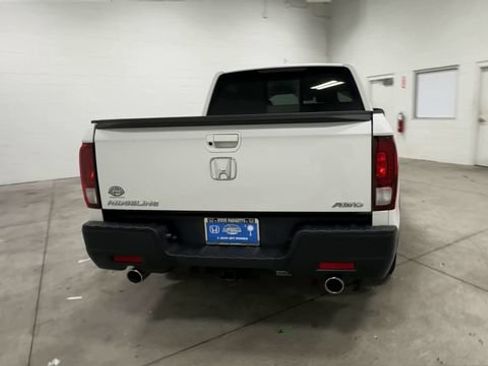 Used 2023 Honda Ridgeline RTL image 2