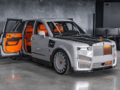 Used 2026 Rolls-Royce Cullinan AWD/4WD image 10
