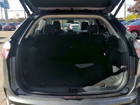 Certified 2022 Ford Edge SEL w/ Convenience Package image 17