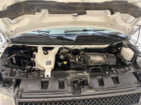 Used 2019 Chevrolet Express 3500 w/ Power Convenience Package RWD image 22
