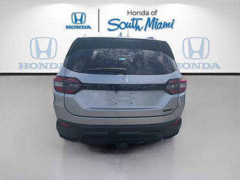 New 2026 Honda Pilot Sport image 6