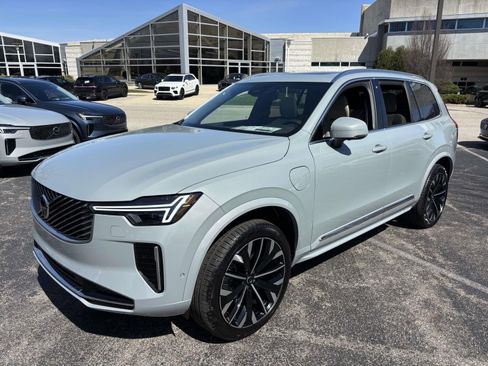 New 2026 Volvo XC90 T8 Plus w/ Protection Package Premier AWD/4WD image 1