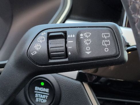 Used 2022 Ford Escape SEL AWD/4WD image 25