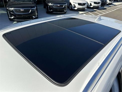 Certified 2022 Cadillac XT4 Premium Luxury w/ Enhanced Visibility Package image 42