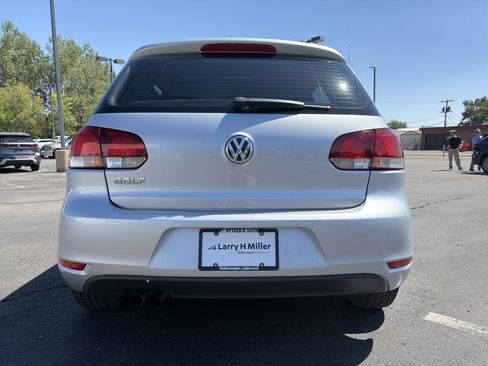 Used 2013 Volkswagen Golf 4-Door FWD image 6