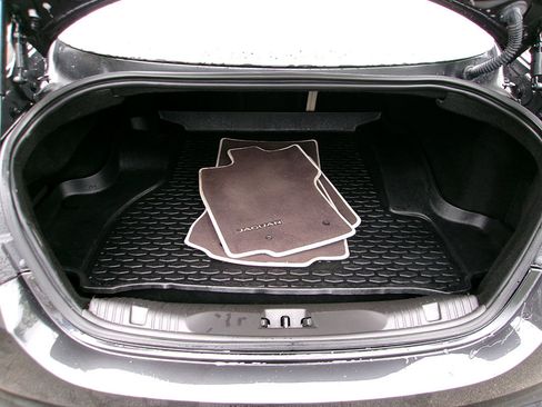 Used 2015 Jaguar XF Portfolio AWD/4WD image 13