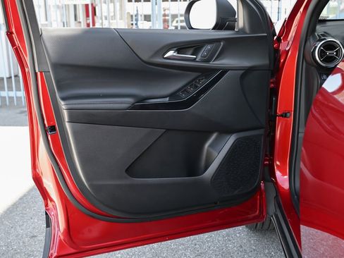 New 2026 Chevrolet Equinox LT w/ Safety and Technology Package FWD image 15