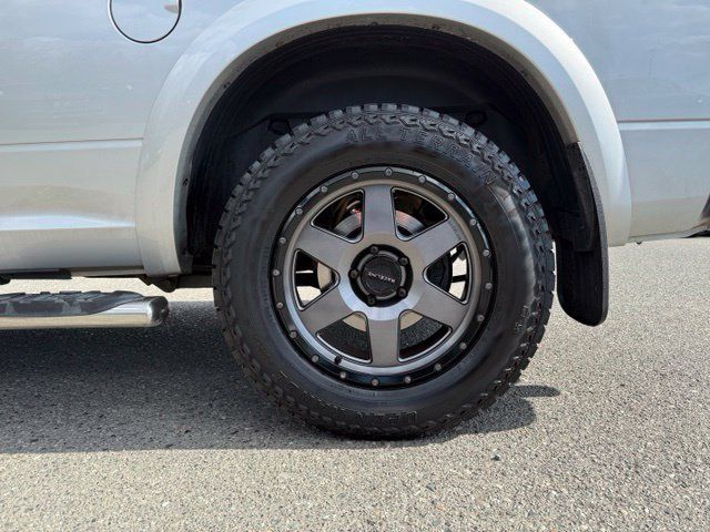 Used 2016 RAM 1500 Laramie w/ Convenience Group AWD/4WD image 18