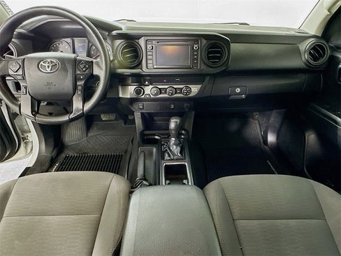 Used 2019 Toyota Tacoma SR w/ SR Convenience Package image 15